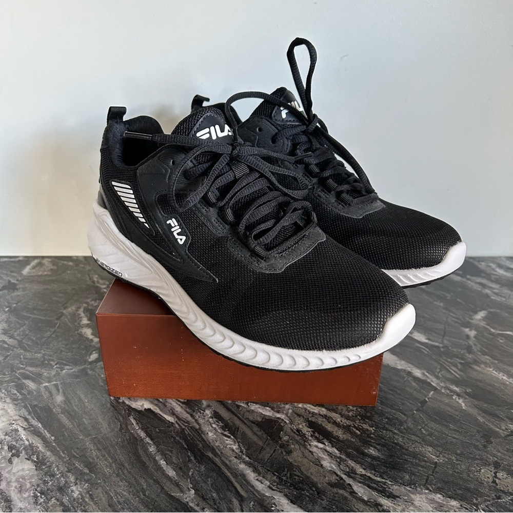 Fila Black Running Shoes